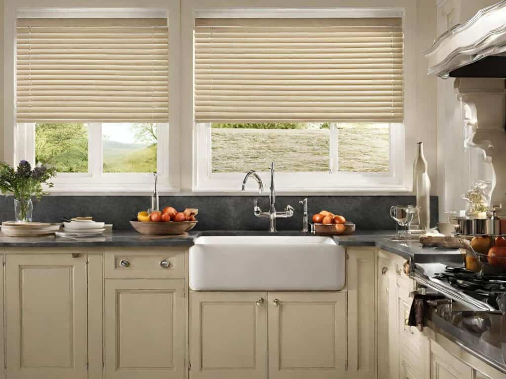 How to Choose the Perfect Color for Your Window Blinds